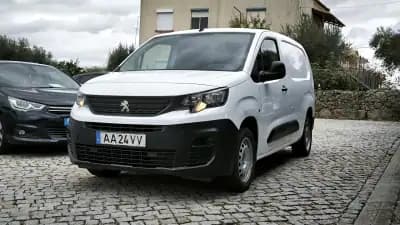 Vendo Peugeot Partner 2020 - 14490 EUR, 110714 km - AUTO.MOTO.pt