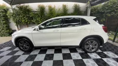 Sell Mercedes-Benz GLA 180 2015 - 15000 EUR, 154000 km - AUTO.MOTO.pt