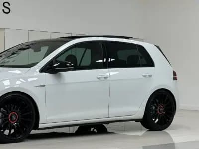 Vendo Volkswagen Golf 2013 - 19890 EUR, 186000 km - AUTO.MOTO.pt