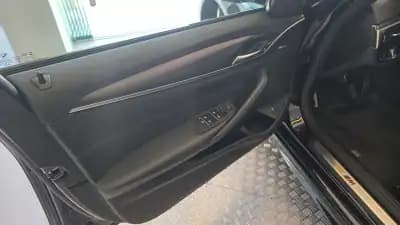 Vendo BMW 520 2020 - 36900 EUR, 140347 km - AUTO.MOTO.pt