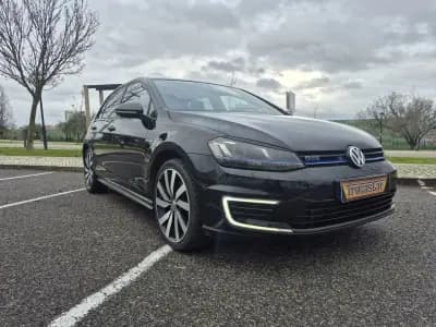 Sell Volkswagen Golf 2016 - 15490 EUR, 211638 km - AUTO.MOTO.pt