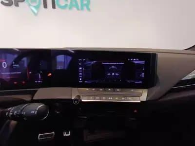 Sell Opel Astra 2023 - 31000 EUR, 11950 km - AUTO.MOTO.pt