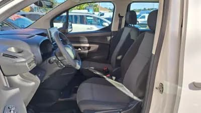Sell Toyota Proace City Verso 2022 - 22900 EUR, 171567 km - AUTO.MOTO.pt