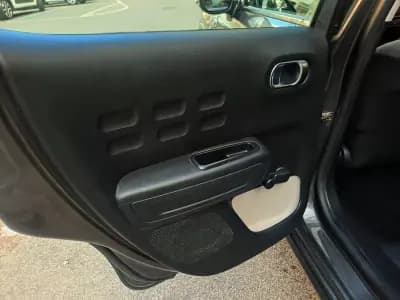 Vendo Citroën C3 2019 - 10500 EUR, 60000 km - AUTO.MOTO.pt