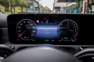 Vendo Mercedes-Benz A 250 2024 - 34990 EUR, 16557 km - AUTO.MOTO.pt