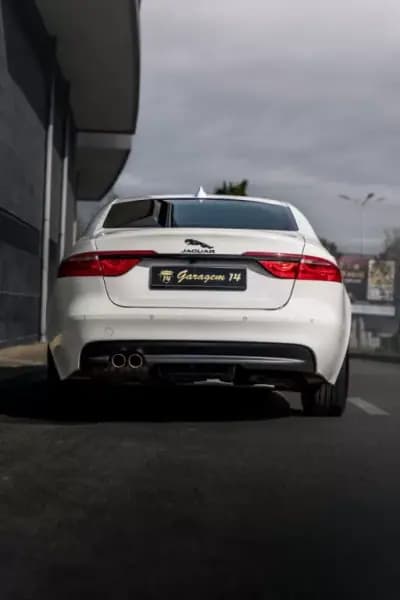 Vendo Jaguar XF 2017 - 24990 EUR, 145800 km - AUTO.MOTO.pt