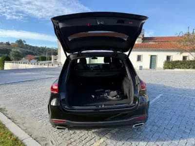 Vendo Mercedes-Benz GLE 350 2021 - 53999 EUR, 137500 km - AUTO.MOTO.pt