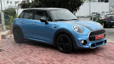 Vendo MINI Cooper 2018 - 19990 EUR, 102000 km - AUTO.MOTO.pt