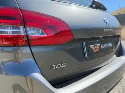 Vendo Peugeot 308 SW 2017 - 13990 EUR, 130000 km - AUTO.MOTO.pt