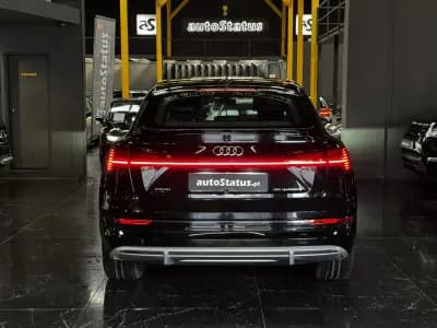 Vendo Audi e-tron Sportback 2022 - 39990 EUR, 95200 km - AUTO.MOTO.pt