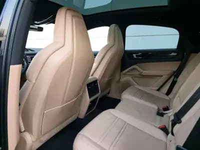 Vendo Porsche Cayenne Coupé 2021 - 89900 EUR, 57000 km - AUTO.MOTO.pt