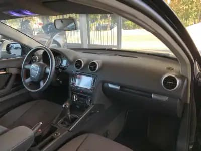 Vendo Audi A3 2010 - 9950 EUR, 211717 km - AUTO.MOTO.pt