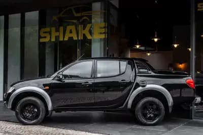 Vendo Mitsubishi L200 2010 - 19390 EUR, 192503 km - AUTO.MOTO.pt