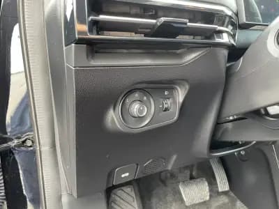 Sell MG MG4 2023 - 19850 EUR, 7054 km - AUTO.MOTO.pt