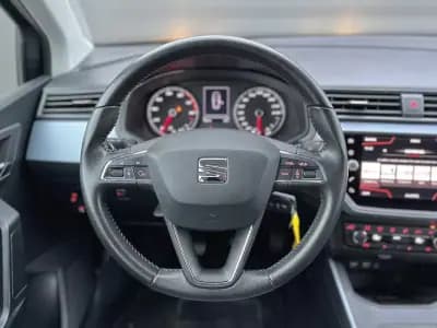 Sell SEAT Arona 2020 - 13650 EUR, 78000 km - AUTO.MOTO.pt