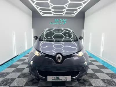Vendo Renault Zoe 2017 - 10499 EUR, 105000 km - AUTO.MOTO.pt