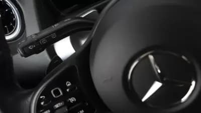 Vendo Mercedes-Benz GLB 180 2022 - 29900 EUR, 172000 km - AUTO.MOTO.pt