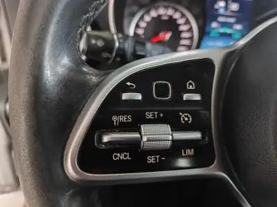 Sell Mercedes-Benz C 300 2020 - 25750 EUR, 107000 km - AUTO.MOTO.pt