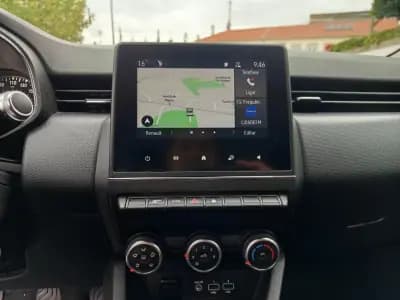 Sell Renault Clio 2021 - 12990 EUR, 122500 km - AUTO.MOTO.pt