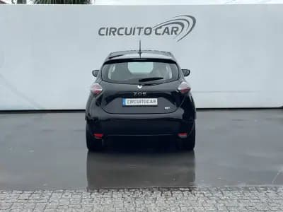 Vendo Renault Zoe 2020 - 15250 EUR, 80651 km - AUTO.MOTO.pt