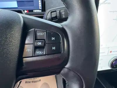 Vendo Ford Mustang Mach-E 2021 - 28990 EUR, 118000 km - AUTO.MOTO.pt