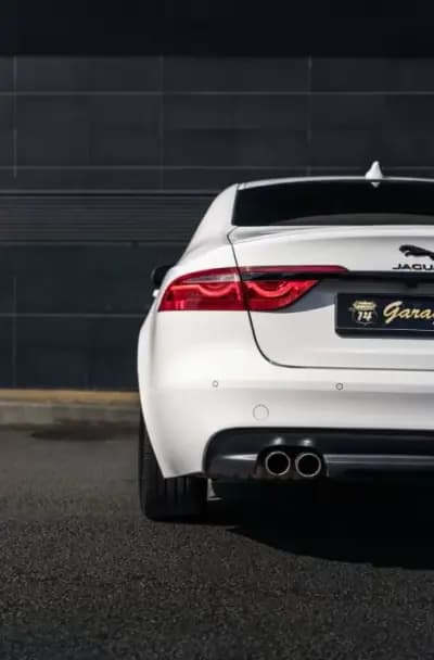 Vendo Jaguar XF 2017 - 24990 EUR, 145800 km - AUTO.MOTO.pt