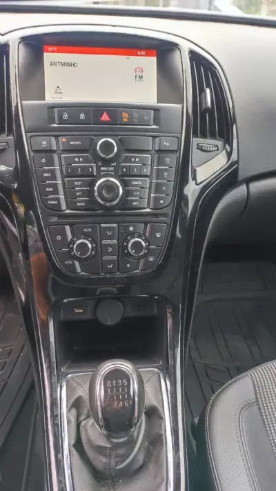 Vendo Opel Astra Sports Tourer 2016 - 9998 EUR, 162378 km - AUTO.MOTO.pt