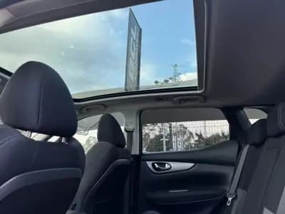 Vendo Nissan Qashqai 2018 - 18990 EUR, 161000 km - AUTO.MOTO.pt