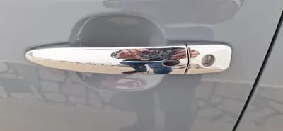 Vendo Nissan Leaf 2021 - 12000 EUR, 131000 km - AUTO.MOTO.pt