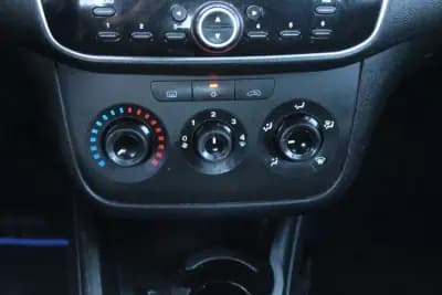 Vendo Fiat Punto 2013 - 7700 EUR, 97000 km - AUTO.MOTO.pt