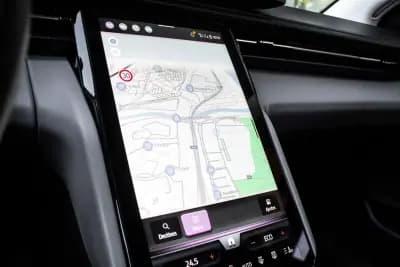 Vendo Ford Explorer 2024 - 39990 EUR, 15628 km - AUTO.MOTO.pt