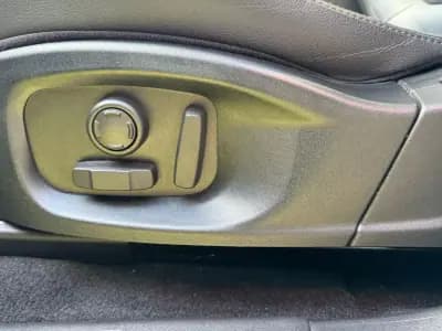 Vendo Jaguar E-Pace 2019 - 28500 EUR, 98000 km - AUTO.MOTO.pt