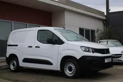 Vendo Peugeot Partner 2021 - 11990 EUR, 178000 km - AUTO.MOTO.pt