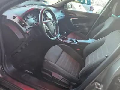 Sell Opel Insignia Sports Tourer 2017 - 9999 EUR, 205000 km - AUTO.MOTO.pt