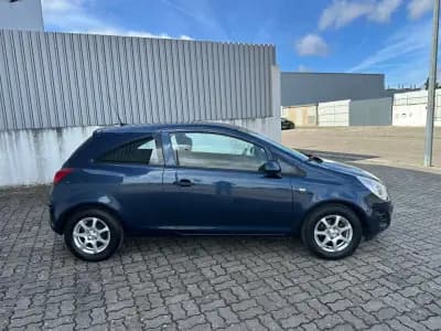 Sell Opel Corsa 2013 - 8490 EUR, 110000 km - AUTO.MOTO.pt