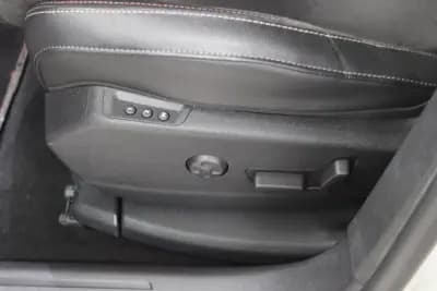 Vendo DS DS7 Crossback 2020 - 23900 EUR, 136328 km - AUTO.MOTO.pt