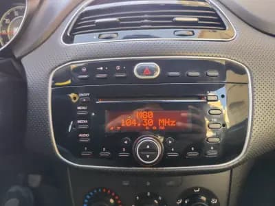 Vendo Fiat Punto Evo 2011 - 6480 EUR, 148000 km - AUTO.MOTO.pt