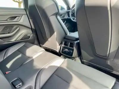 Sell Porsche Taycan Cross Turismo 2023 - 106480 EUR, 30000 km - AUTO.MOTO.pt