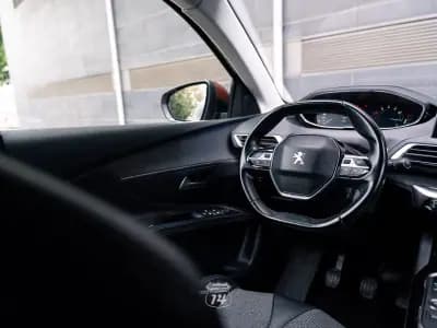 Vendo Peugeot 3008 2018 - 15990 EUR, 154712 km - AUTO.MOTO.pt