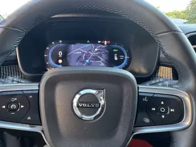 Vendo Volvo XC 40 2021 - 29500 EUR, 116000 km - AUTO.MOTO.pt