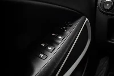 Vendo Opel Crossland X 2020 - 11980 EUR, 87391 km - AUTO.MOTO.pt