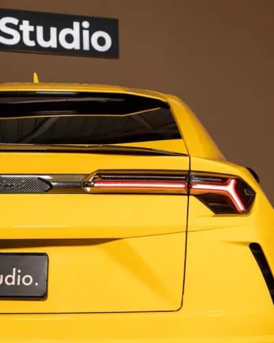 Vendo Lamborghini Urus 2020 - 305000 EUR, 104000 km - AUTO.MOTO.pt