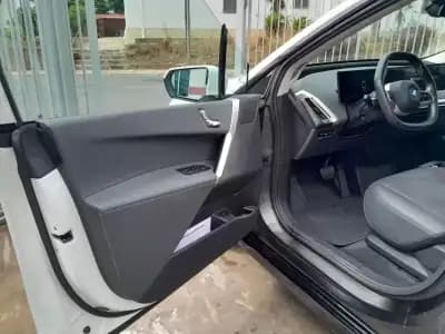 Vendo BMW iX 2023 - 85000 EUR, 50000 km - AUTO.MOTO.pt