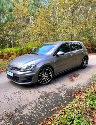 Vendo Volkswagen Golf 2015 - 16990 EUR, 218000 km - AUTO.MOTO.pt