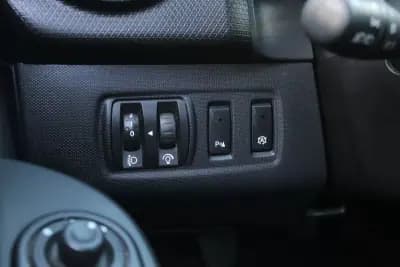 Sell Renault Clio 2015 - 8990 EUR, 189900 km - AUTO.MOTO.pt