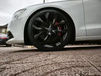 Sell Audi A6 Avant 2012 - 21500 EUR, 246000 km - AUTO.MOTO.pt