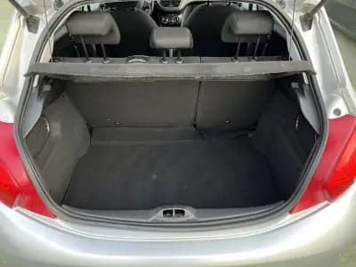 Sell Peugeot 208 2014 - 8900 EUR, 160599 km - AUTO.MOTO.pt