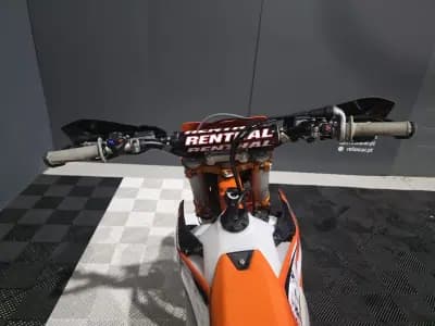 Vendo mota KTM SX 300 2023 - 10500 EUR, 77 km - AUTO.MOTO.pt