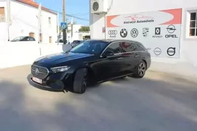 Sell Mercedes-Benz E 220 2023 - 52980 EUR, 40223 km - AUTO.MOTO.pt