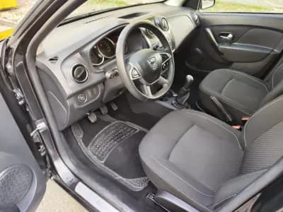 Vendo Dacia Logan MCV 2019 - 8480 EUR, 90100 km - AUTO.MOTO.pt